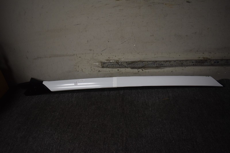 2014-2019 RANGE ROVER SPORT FRONT LEFT WINDSHIELD MOLDING FACTORY OEM