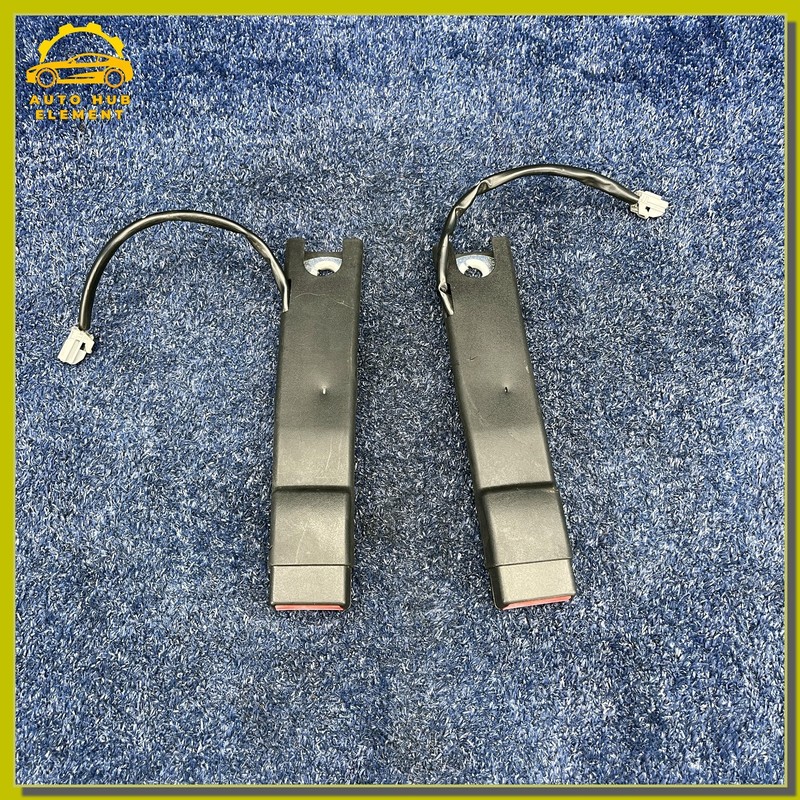 2013-18 RAM 1500 Front Left & Right Seat Belt Buckle Receptor OEM SET 34026900A
