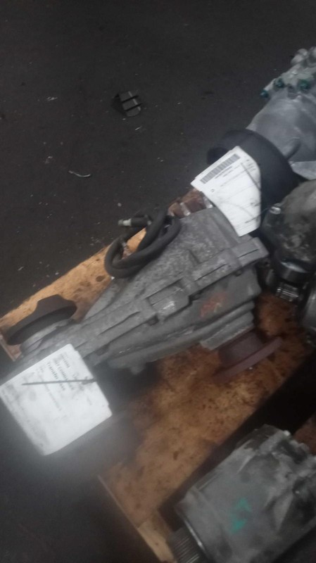 2007 Jeep Commander Transfer Case Assembly 4WD OEM 182K Miles Warranty