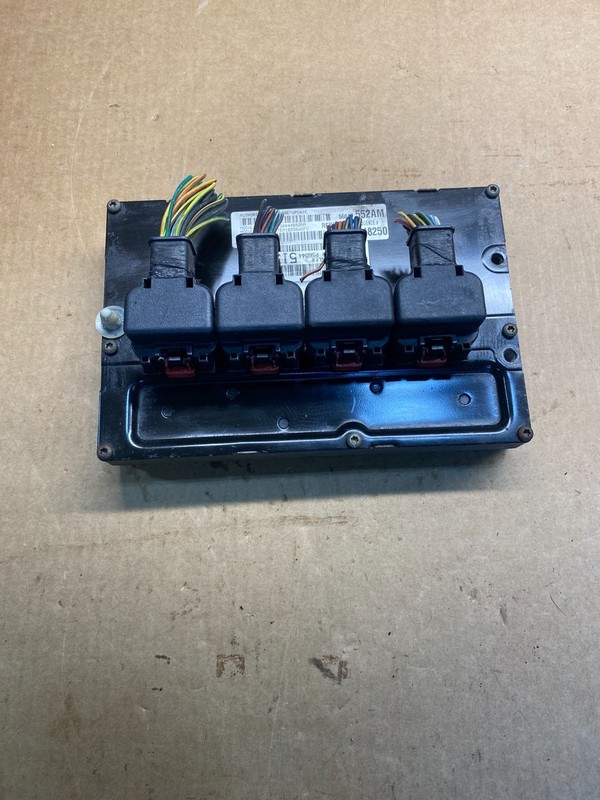 2005 Grand Cherokee Engine Computer 4.7L ECM ECU P56044552AM AC6914 DG