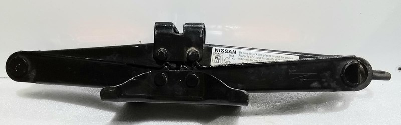 2000-2005 Nissan Sentra OEM Scissor Jack Lift Assembly 99550-4Z000
