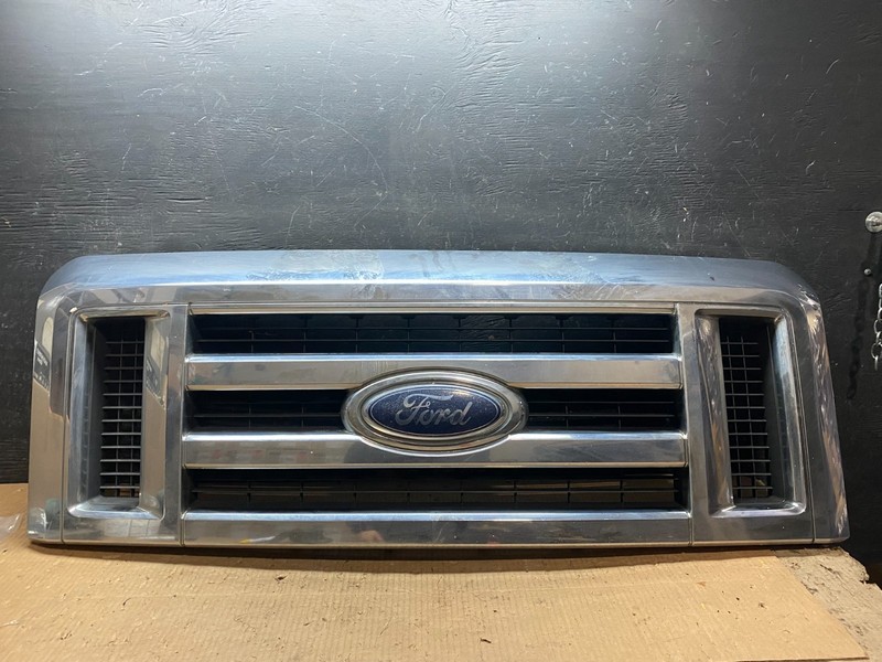 2008 to 2014 Ford Econoline E150 E250 Front Upper Chrome Grill Grille y6479 DG