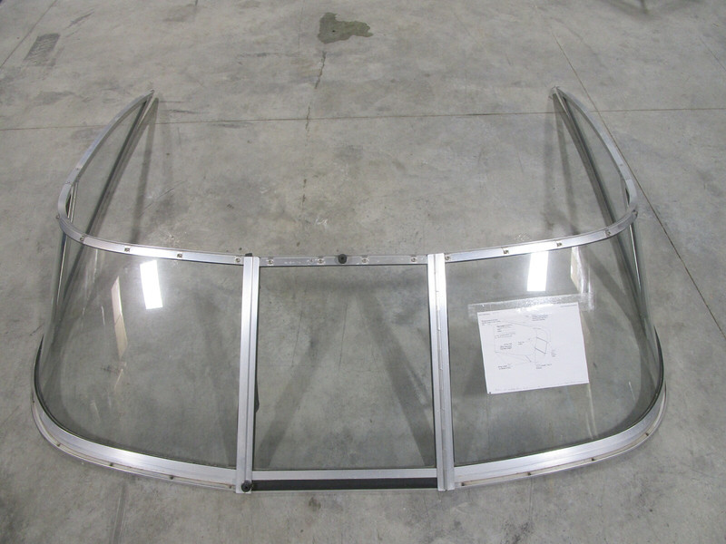 1993 Glastron SSV 175 Elite Boat Curved Glass Walk Through Windshield Window