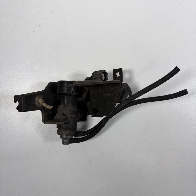 92-01 Honda Prelude EGR Frequency Solenoid Control Valve 36190-P13-003 OEM