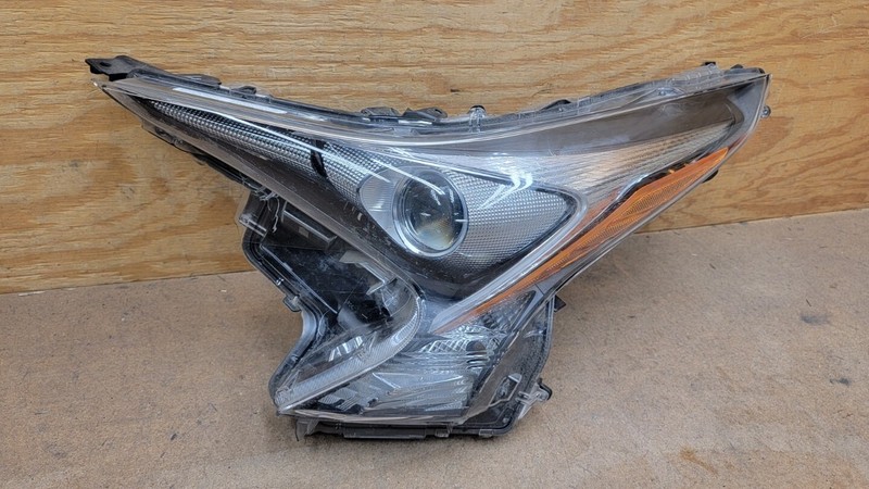 2016 2017 2018 TOYOTA PRIUS FRONT LEFT DRIVER SIDE HEADLIGHT LED OEM