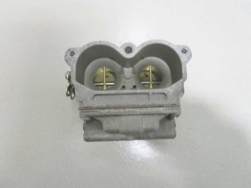 0392602 Johnson Evinrude 150 HP Outboard Top/Bottom Carburetor 1982