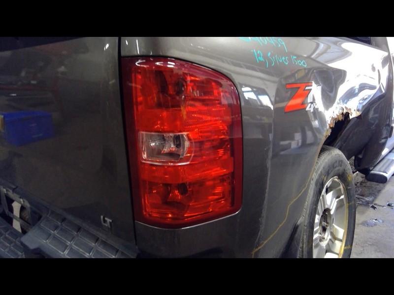Passenger Tail Light Pickup With Box DRW Fits 07-14 SIERRA 3500 PICKUP 1488445