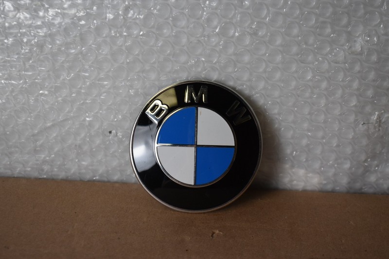 BMW M2 BASE REAR EMBLEM 2023-2025 FACTORY OEM 5114 7499154