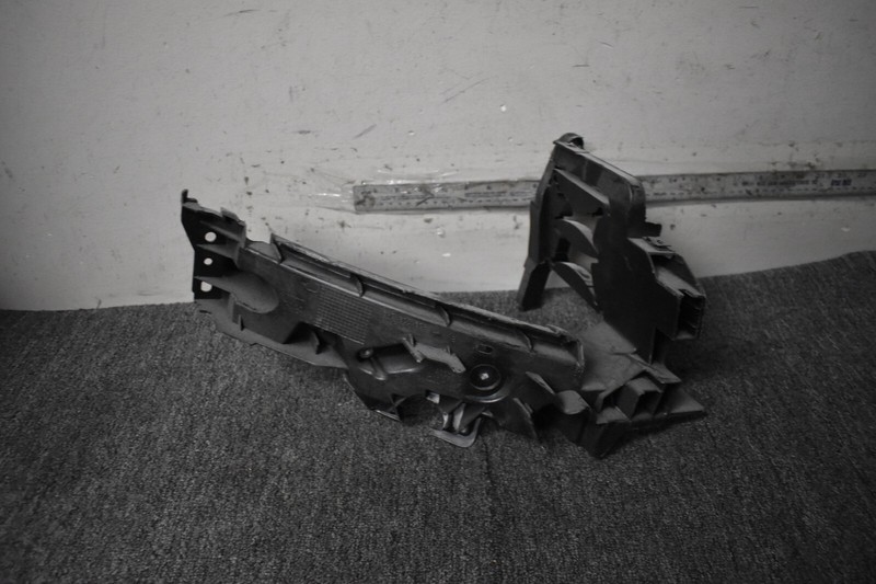 2009-2017 AUDI A5 PREMIUM HEADLAMP MOUNTING RIGHT SIDE FACTORY OEM