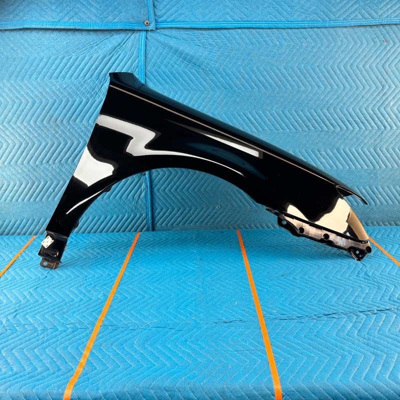 2005-2010 TOYOTA AVALON XL Front right fender 5381107060 TO1241236 OEM 202