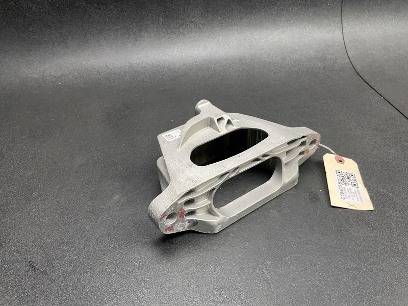Transmission Mount Bracket 2021 Cadillac XT4 84534141 2019-2022 2023 2024 2025 X