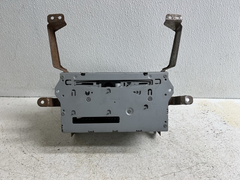 2008-2012 Nissan Armada Bose 6 Disc CD Changer Radio Stereo Player Disc CD Oem