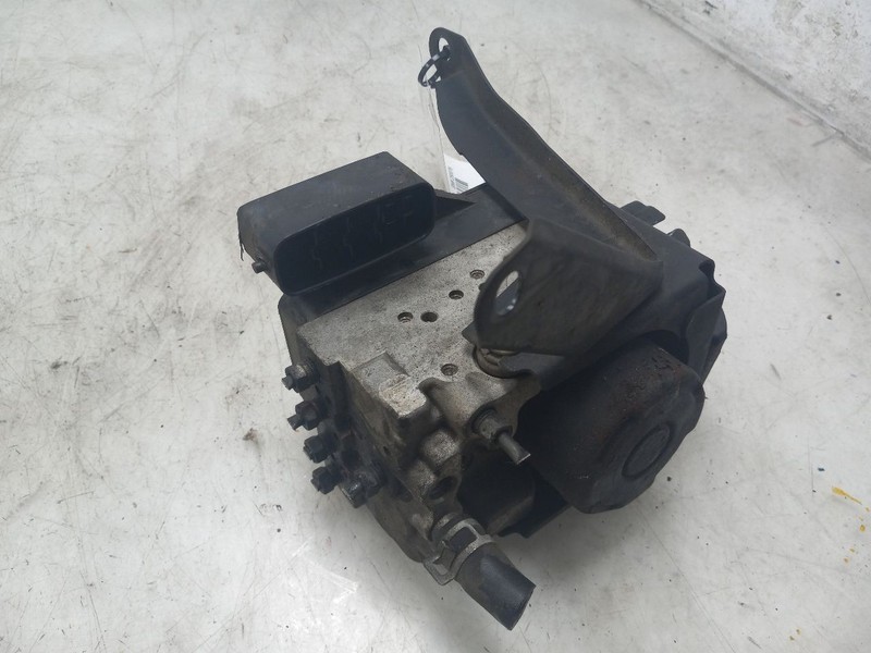 02 03 04 05 LEXUS IS300 ABS ANTI-LOCK BRAKE ACTUATOR