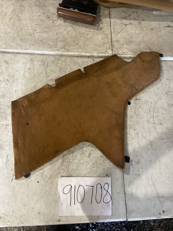 1986 - 1991 Mercedes Benz 420 W126 Carpet Trim Cover Center Console Right Rh Oem