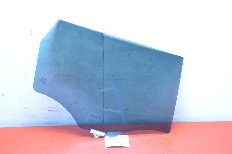 10-14 VOLKSWAGEN GOLF REAR RIGHT PASSENGER SIDE DOOR WINDOW GLASS OEM