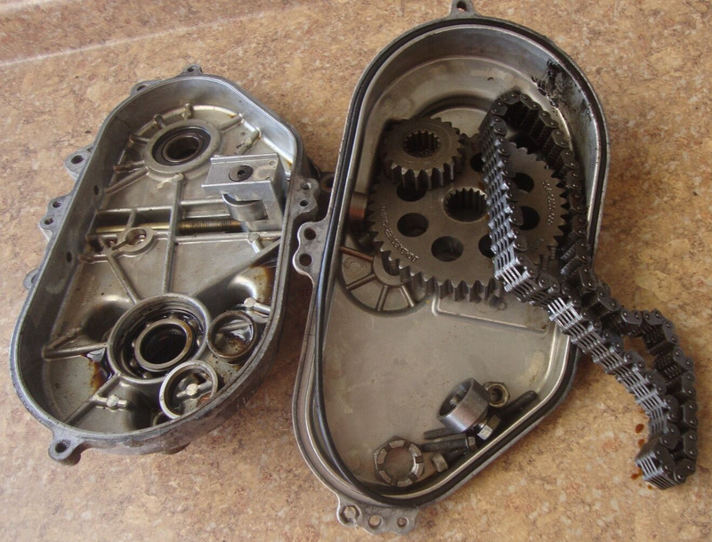 Snowmobile Skidoo Bombardier 670 Snow Mobile Gear Chain Case Rotax Chaincase C8