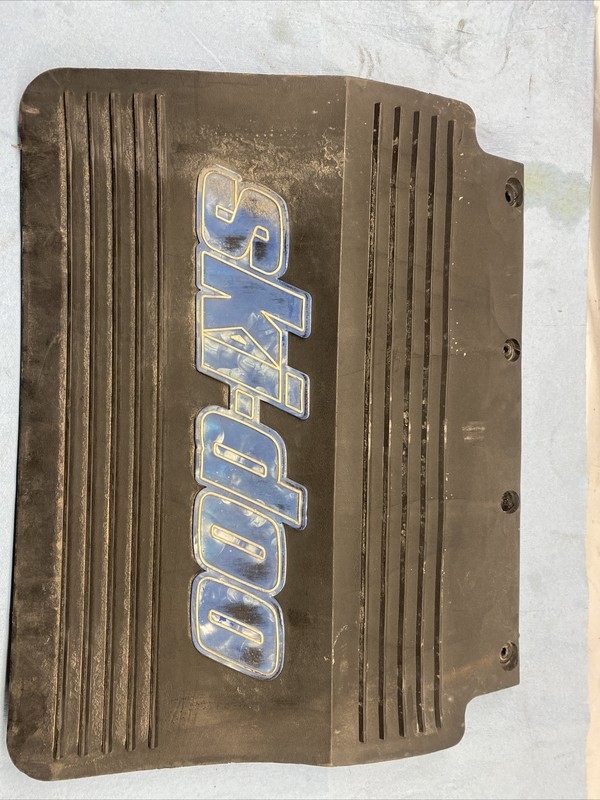 1997 97 SKI-DOO SKIDOO SUMMIT MXZ 500 ￼Snow flapmudflap