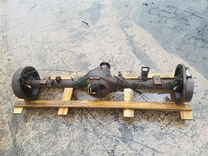 Rear Axle 6 Cylinder 4WD Thru 12/00 Non-locking Fits 01 FRONTIER 1056129