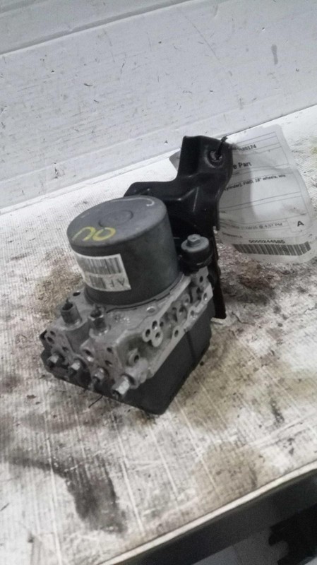 2015 INFINITI QX60 ABS Pump & Motor Assembly OEM 476609ND1A 109k Miles