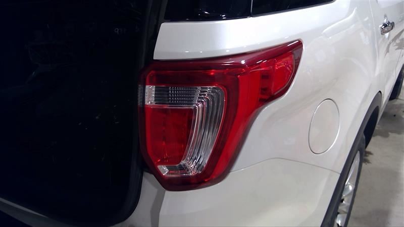 Passenger Tail Light Without Police Package Fits 16-19 EXPLORER 3220454