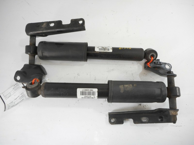 09 2009 Buick Enclave Rear Left Driver Right Passenger Shock Absorber Set OEM