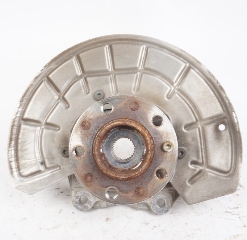 2017 - 2024 Alfa Romeo Giulia AWD Rear Right Side Spindle Knuckle Wheel Hub OEM