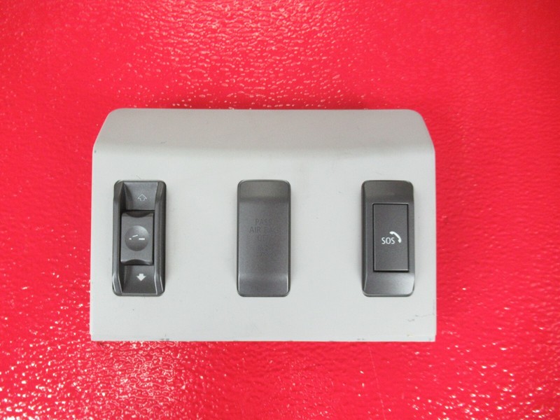 BMW E65 E66 E67 7-SERIES OVERHEAD SUNROOF SOS CONTROL SWITCH 2002-2008 OEM