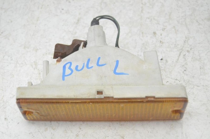 1988-1997 Nissan Pickup Truck Driver Left Turn Signal Light
