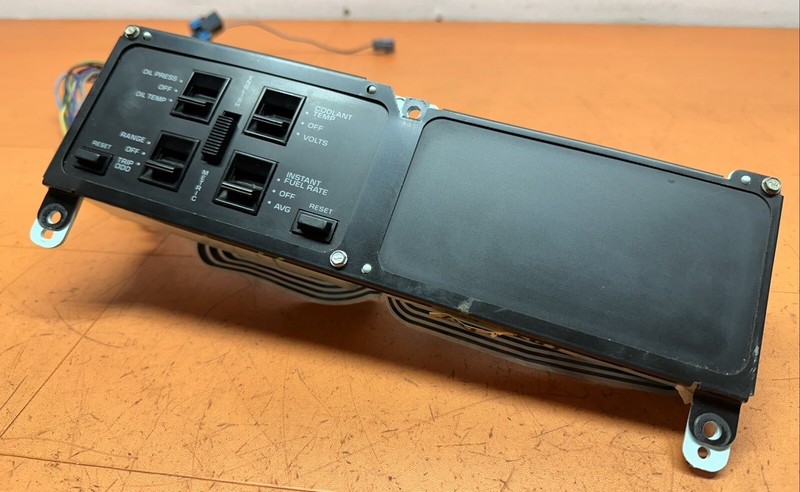 25083583 | 1984-89 C4 Corvette Digital Information Display Switch Panel Screen