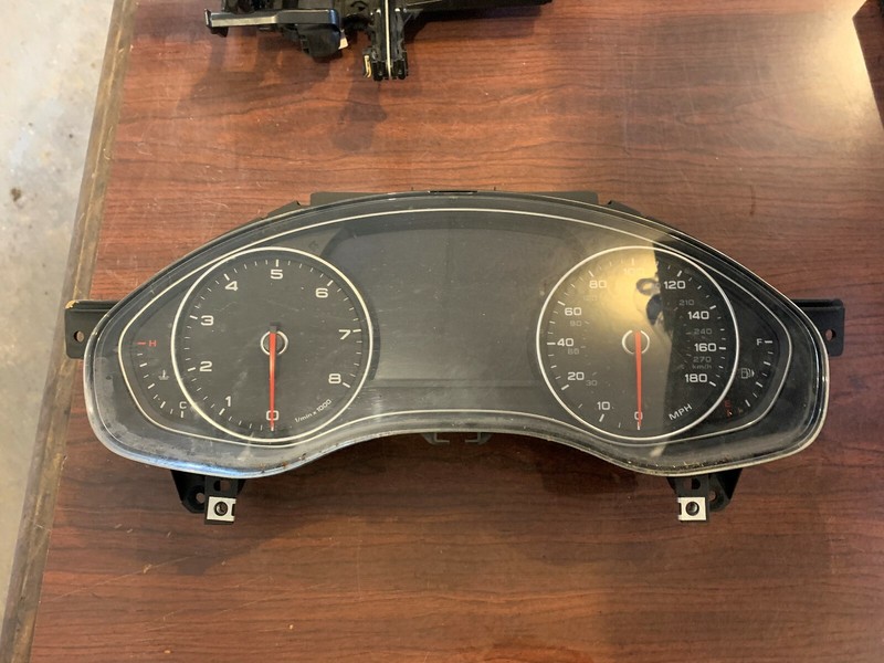 12-13 AUDI A6 SPEEDOMETER GAUGE INSTRUMENT CLUSTER 4G8920982M