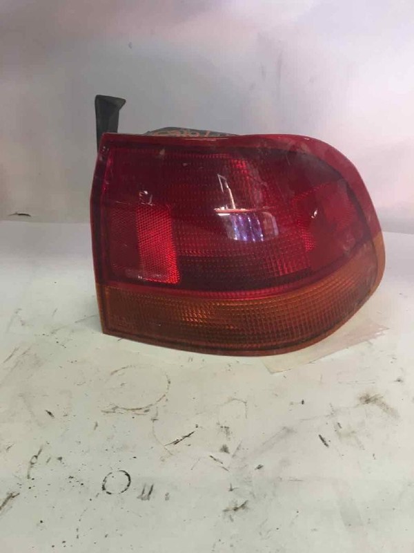 Tail Light Assembly HONDA CIVIC Right 97