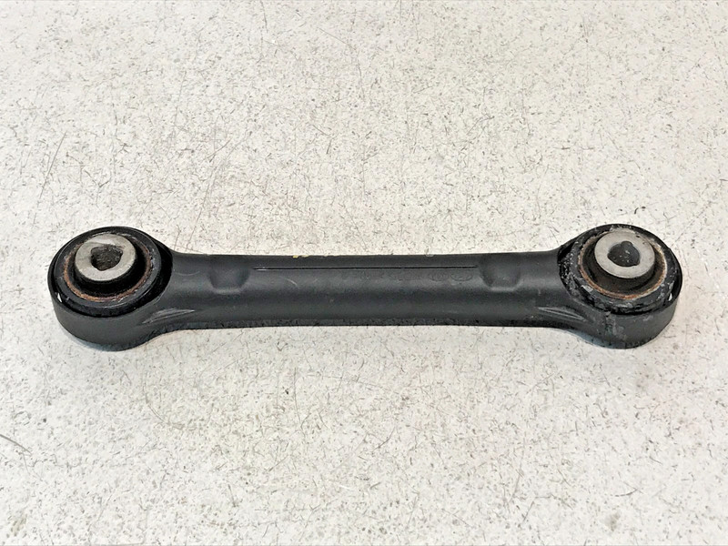 2021-24 HYUNDAI SANTA FE REAR RIGHT PASSENGER SIDE LATERAL LINK CONTROL ARM OEM