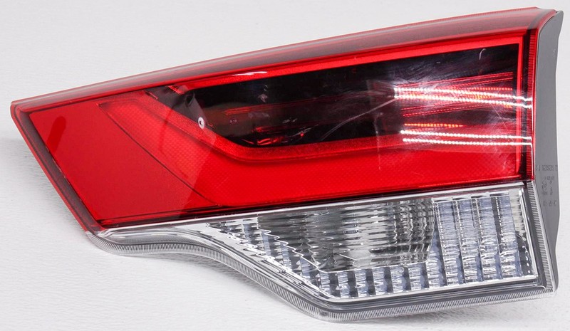 OEM Toyota Highlander Inner Right LED Tail Lamp 81580-0E120 - 2 Lens Chips