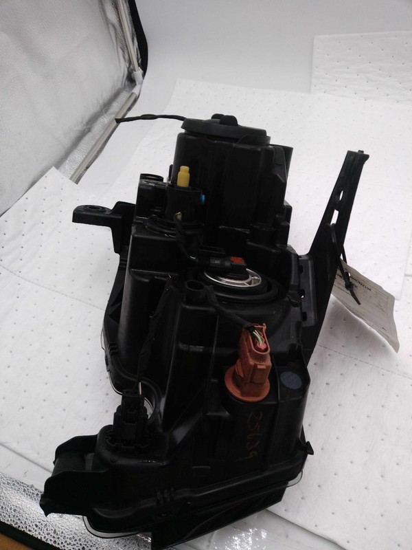 2017 Jeep Grand Cherokee Left Headlight Assembly Black OEM Used 35K Miles