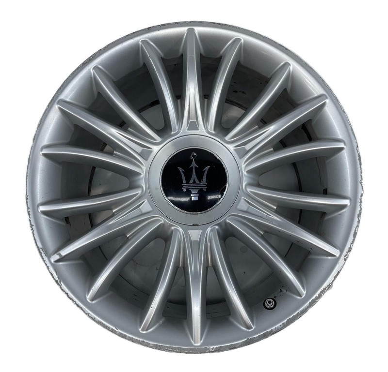2014-2017 Maserati Quattroporte 19'x10' Rear Rim W/ Center Cap Curb Rash OEM