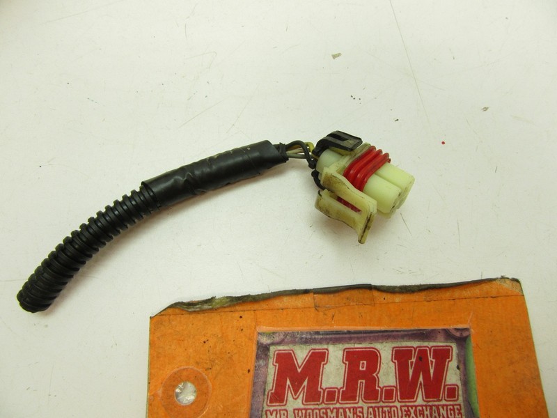 WIRE PLUG CONNECTOR NEUTRAL SAFETY SWITCH WHITE 2.2L ENGINE AUTO TRANSMISSION