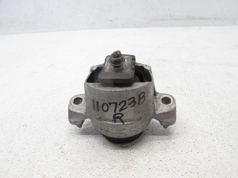 16-18 JAGUAR X260 XF S 3.0 RWD ENGINE MOUNT RIGHT PASSENGER OEM 110723B