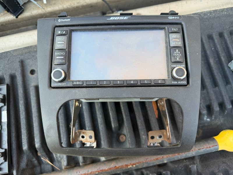 07-08 Nissan Altima BOSE NAVIGATION 6 DISC CD PLAYER CHANGER W DISPLAY SCREEN