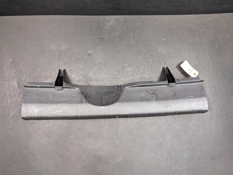Rear Trunk End Sill Scuff Plate 2018 Audi A6 4G5863471C 2012-2014 2015 2016 2017