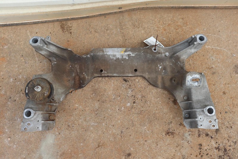 2014-2019 INFINITI Q50 AWD A/T FRONT ENGINE CRADLE CROSSMEMBER SUBFRAME OEM