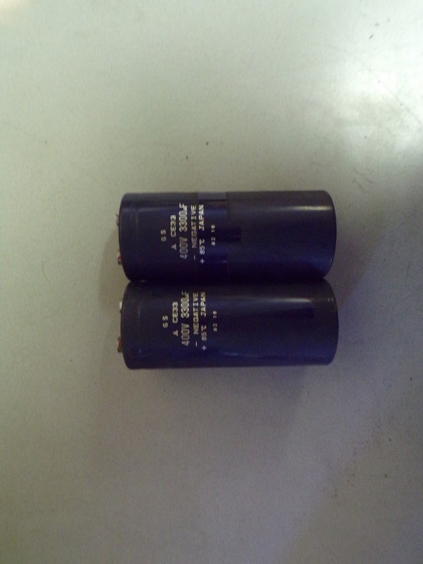 Japan MIcro Farad Capacitor Large Terming Low Profile CE33 400V 3300 uf