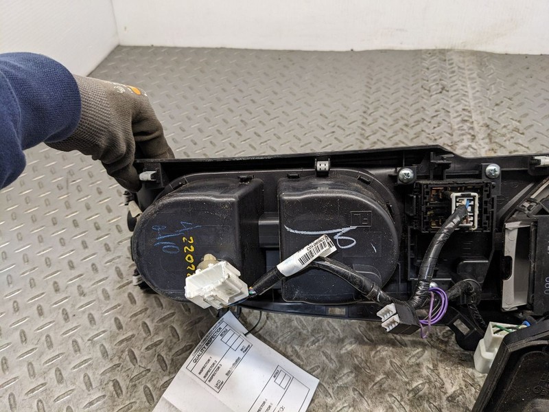 2017-2022 SUBARU IMPREZA AUTOMATIC TRANSMISSION GEAR SELECTOR FLOOR SHIF 1184372