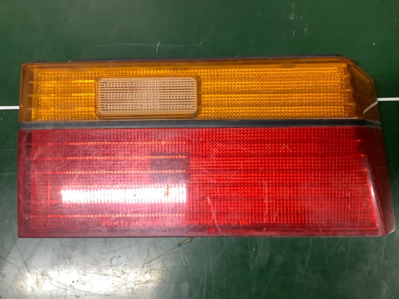 90-91 Honda Accord 2+4D Left Rear Trunk Tail Light Combination Brake Lamp OEM
