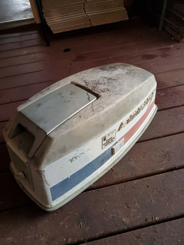 Vintage Johnson evinrude 50hp Hood