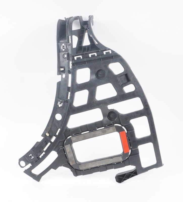 2011 - 2018 Porsche CayenneRear RH Bumper Cover Bracket Guide