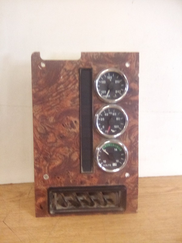 International 9200 Gauge Panel 3503478C91