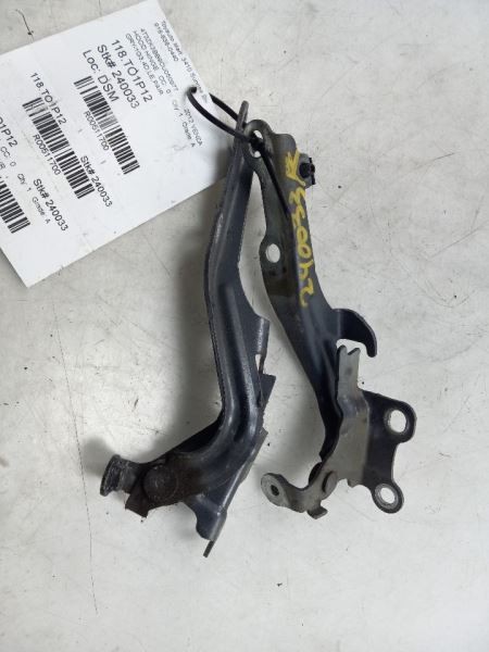 2012 TOYOTA VENZA LE 3.5L FWD AT LEFT AND RIGHT SIDE HOOD HINGES