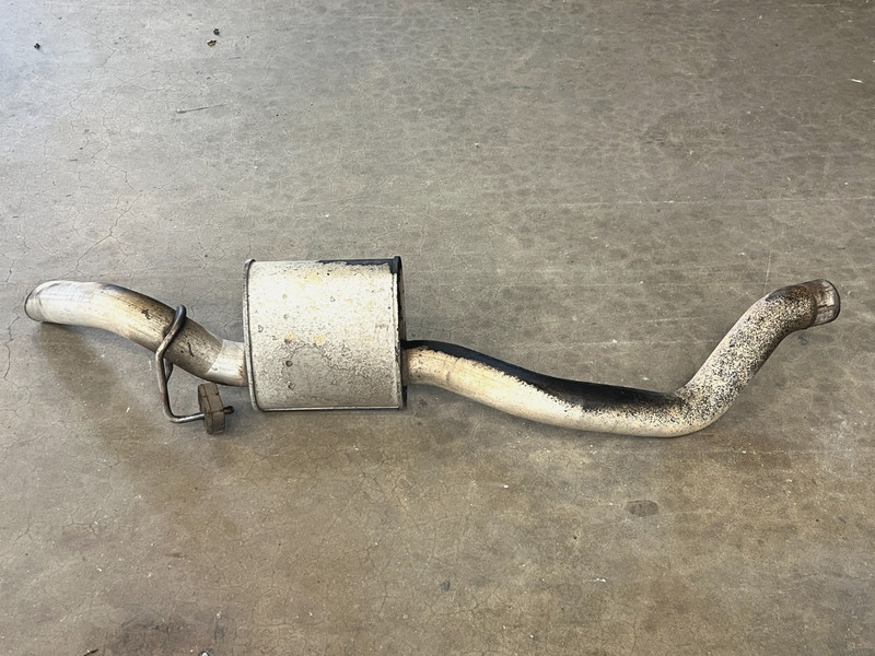 ⭐2013-2018 RAM 1500 3.0L REAR EXHAUST MUFFLER RESONATOR W/ TAILPIPE OEM LOT2641