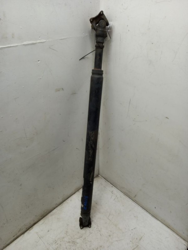 01 02 03 04 TOYOTA SEQUOIA 4WD REAR DRIVE SHAFT