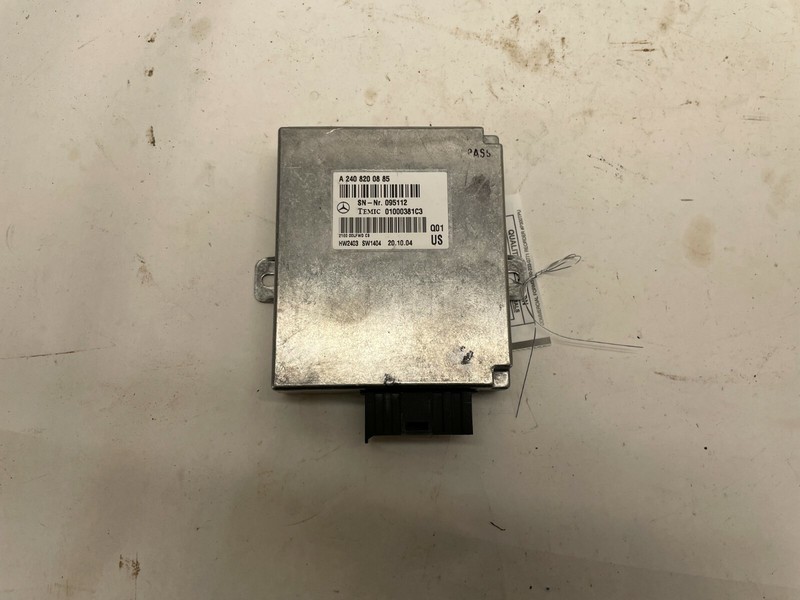 2006 MERCEDES BENZ CLS500 VOICE CONTROL MODULE A 2408200885